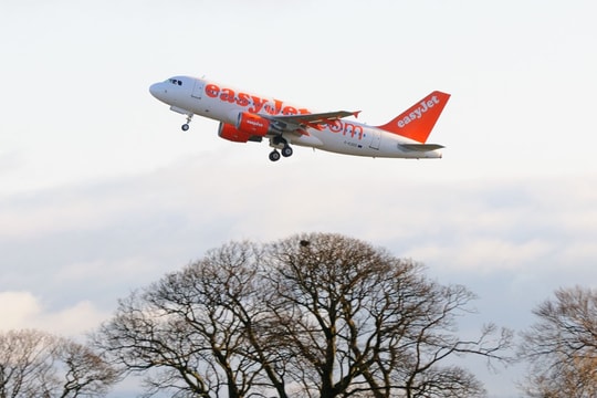 Chính phủ Anh nới lỏng quy định slot bay, giảm áp lực cho hãng hàng không