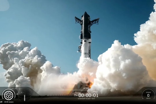 Tàu vũ trụ nâng cấp của SpaceX gặp sự cố trong chuyến bay thử đầu tiên