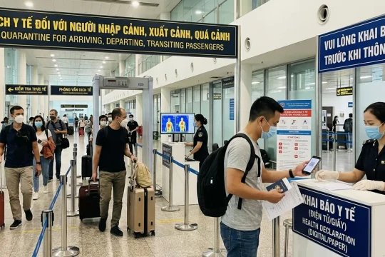 Từ 1/7, người nhập cảnh, xuất cảnh và quá cảnh phải khai báo y tế theo quy định mới