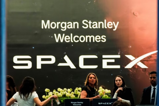 Nhu cầu mua cổ phiếu của SpaceX vượt gần 4 lần số lượng chào bán