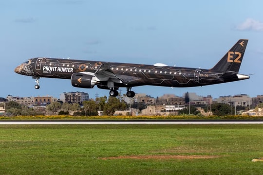 Nhà sản xuất máy bay Embraer lập kỷ lục với lượng đơn hàng đạt 15 tỷ USD
