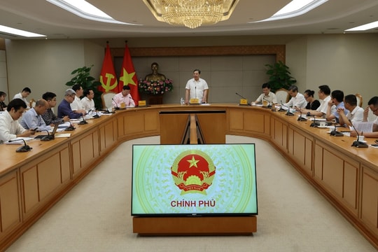 Khẩn trương hoàn thiện 3 nghị định hướng dẫn thi hành Luật Hàng không dân dụng Việt Nam