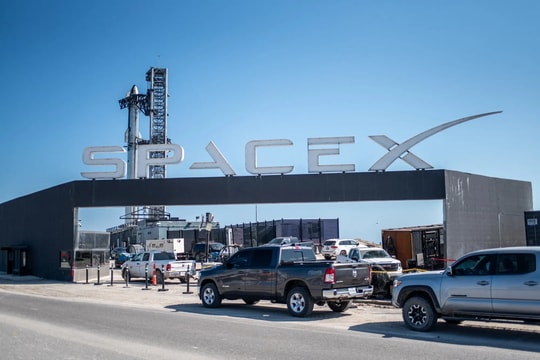 SpaceX huy động 25 tỷ USD qua trái phiếu để đẩy mạnh tham vọng AI