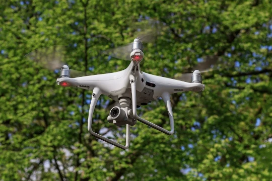 Drone, flycam phải gắn mã định danh và thiết bị quản lý bay từ ngày 20/7
