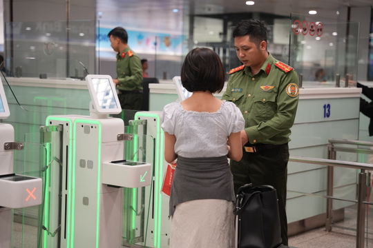 Các trường hợp bị tạm hoãn xuất cảnh vì nợ thuế theo Nghị định mới