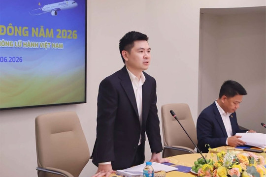 Biến động cổ phiếu SHB tác động đến giá trị tài sản của Chủ tịch Vietravel Airlines