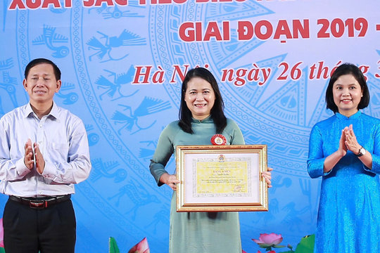 Nữ cán bộ tận tâm vì sự đổi mới, phát triển của Tổng công ty Quản lý bay Việt Nam