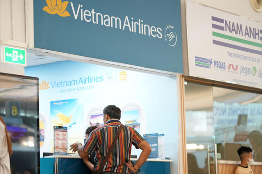 Vietnam Airlines đề xuất sớm điều chỉnh giá trần vé máy bay