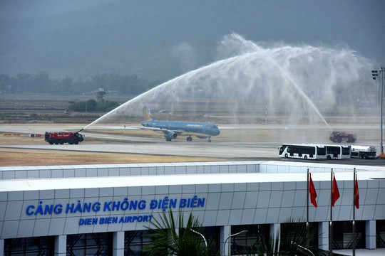 Thủ tướng chỉ đạo tăng kết nối hàng không với Điện Biên