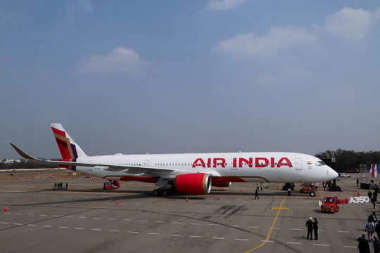 Nghị sĩ Singapore phản đối Temasek rót thêm vốn cho Air India