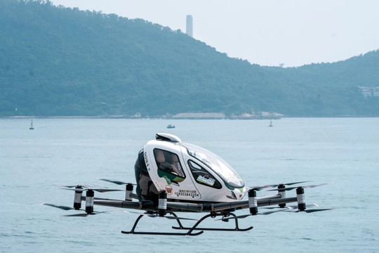 Hồng Kông lần đầu thử nghiệm máy bay điện không người lái