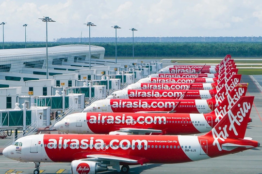 Chính phủ Malaysia tính phương án ‘tiếp quản’ AirAsia