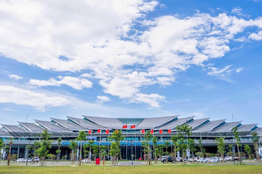 Đón dòng khách tăng mạnh, Huế muốn nâng công suất sân bay Phú Bài lên 7 triệu