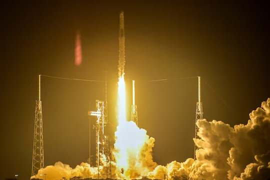 SpaceX nâng tổng giá trị hợp đồng với NASA lên 5,92 tỷ USD