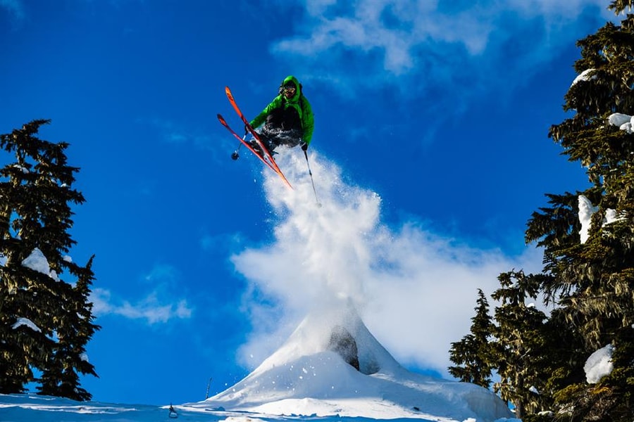 Băng đăng và những trò chơi cảm giác mạnh mùa đông không thể bỏ lỡ