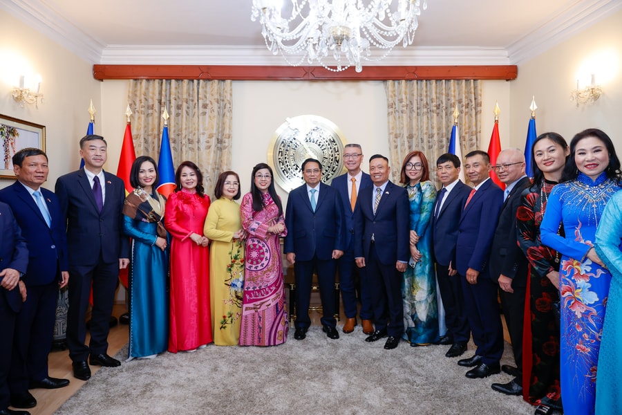 Kiều bào tại Czech mong có đường bay thẳng Prague - Hà Nội