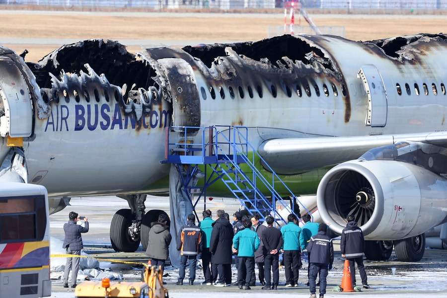 Máy bay chở khách Hàn Quốc bốc cháy đêm 29 Tết nghi do chập sạc dự phòng