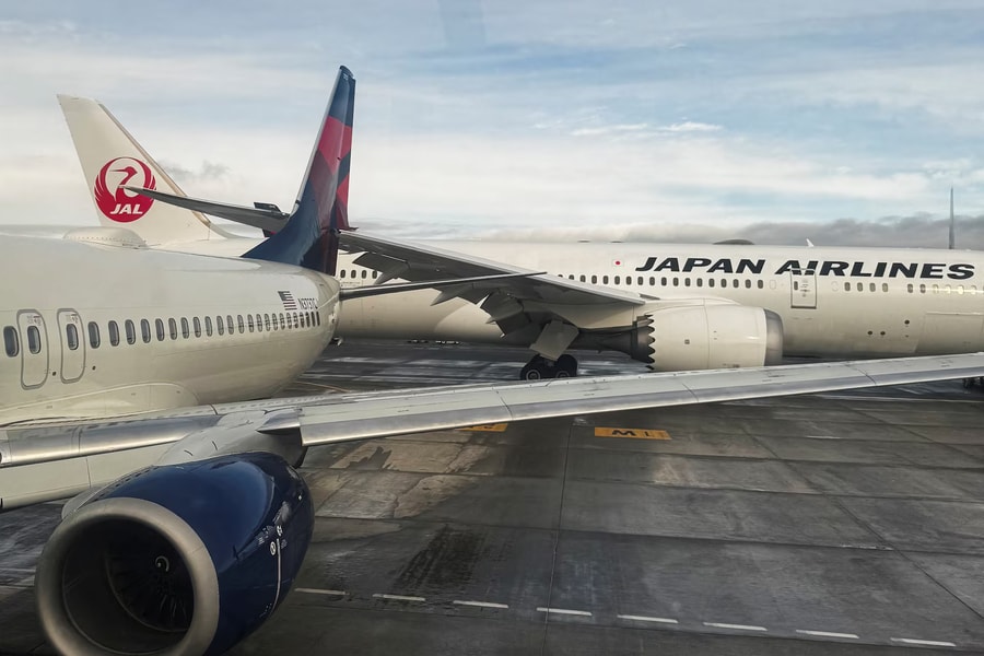 Hai máy bay chở khách Mỹ va chạm trên đường lăn