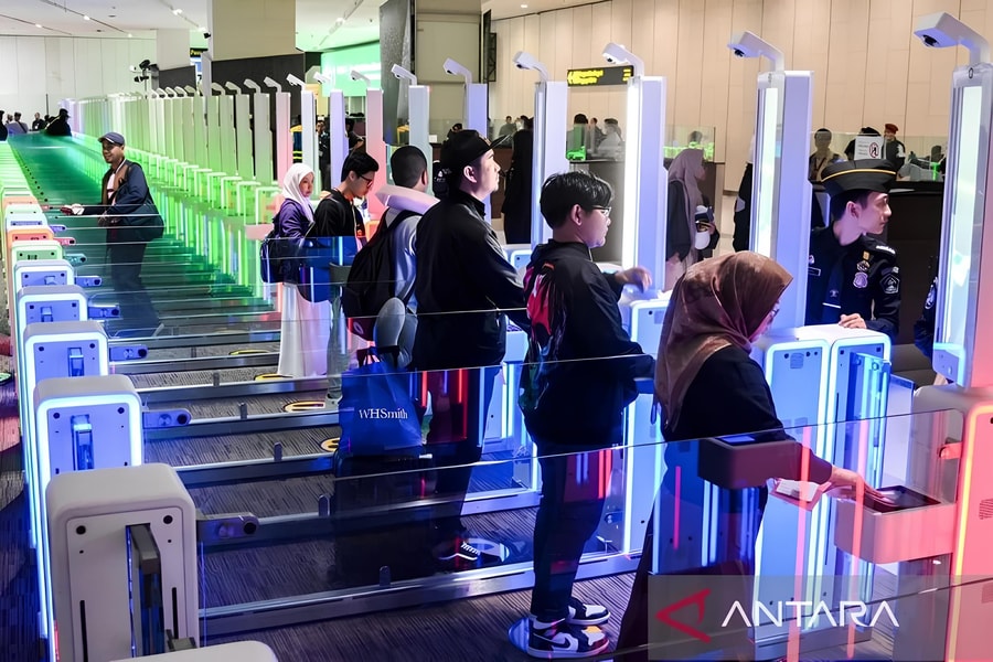 Indonesia vận hành gần 100 cổng nhập cảnh tự động tại sân bay Jakarta