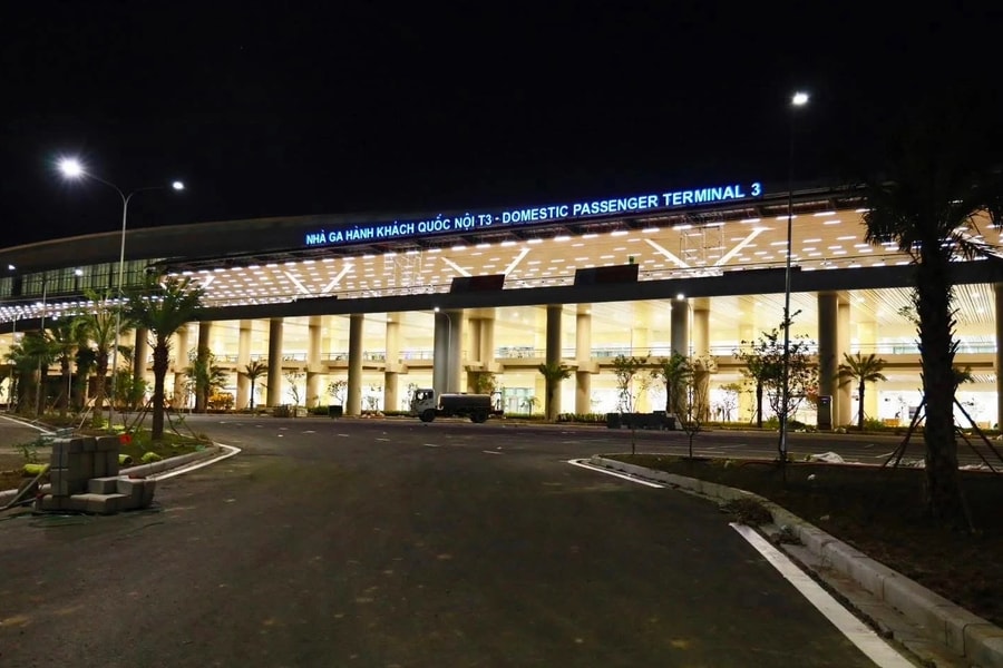 200 công nhân tổng vệ sinh nhà ga T3 Tân Sơn Nhất