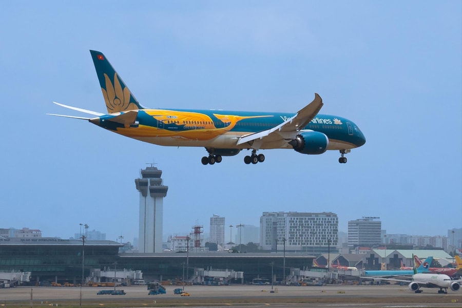 Vietnam Airlines ra mắt máy bay diện mạo đặc biệt nhân dịp kỷ niệm 30 năm thành lập