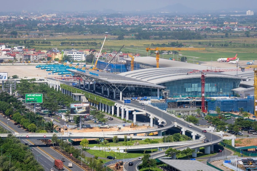 Sân bay Nội Bài điều chỉnh luồng tuyến di chuyển của khách đi quốc tế