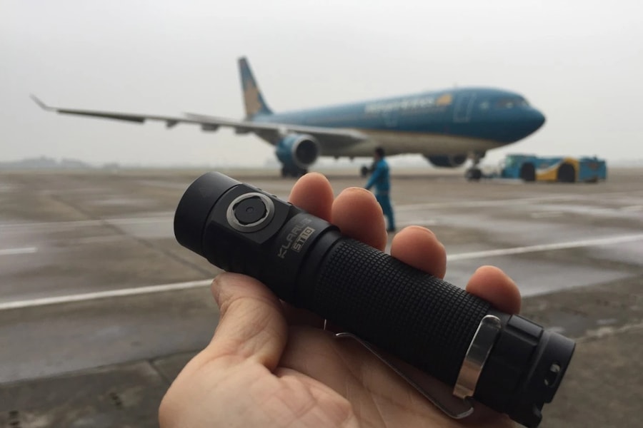 Nhiều máy bay bị chiếu đèn laze khi chuẩn bị hạ cánh xuống sân bay Đà Nẵng