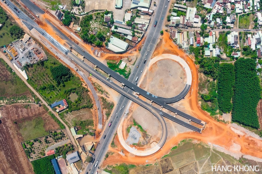 Tuyến đường T1 kết nối sân bay Long Thành sẵn sàng thông xe kỹ thuật dịp 30/4