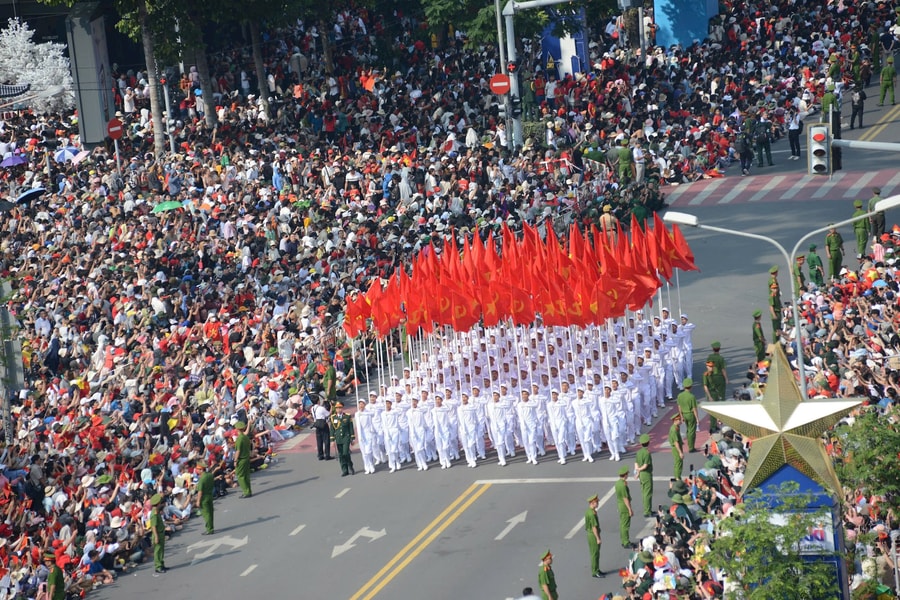 Hào hùng khúc tráng ca dân tộc trong Lễ kỷ niệm 50 năm thống nhất đất nước