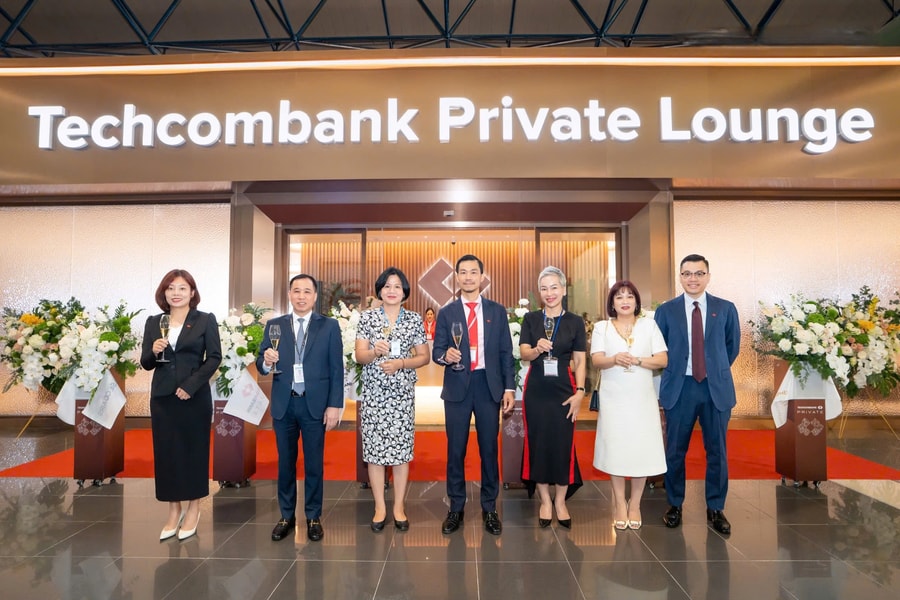 Ra mắt Techcombank Private Lounge tại Nội Bài - Không gian mới cho hành khách thân thiết