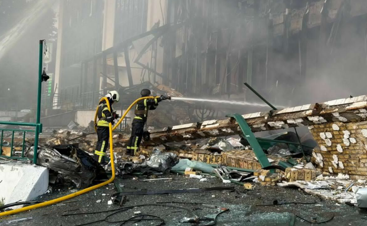 Ukraine tập kích bằng UAV, nhiều sân bay Nga ngừng hoạt động