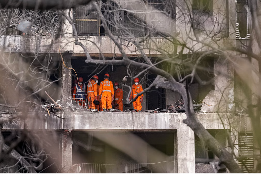 Hộp đen thứ hai được tìm thấy tại hiện trường vụ rơi máy bay Air India