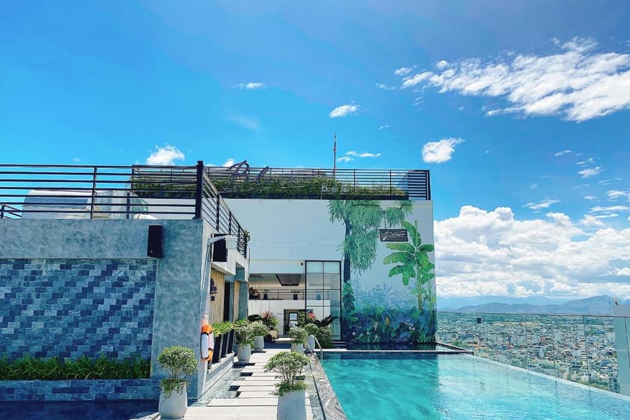 Potique Nha Trang lần thứ hai liên tiếp vào Top 9 khách sạn tốt nhất Việt Nam