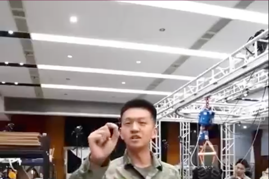 UAV siêu nhỏ của Trung Quốc gây lo ngại an ninh