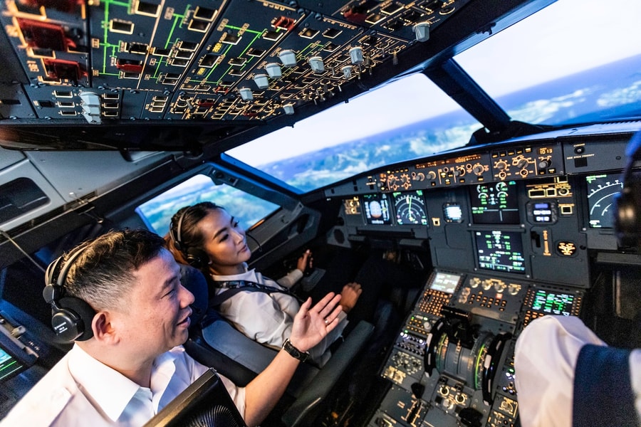 Khi AI trở thành huấn luyện viên của phi công