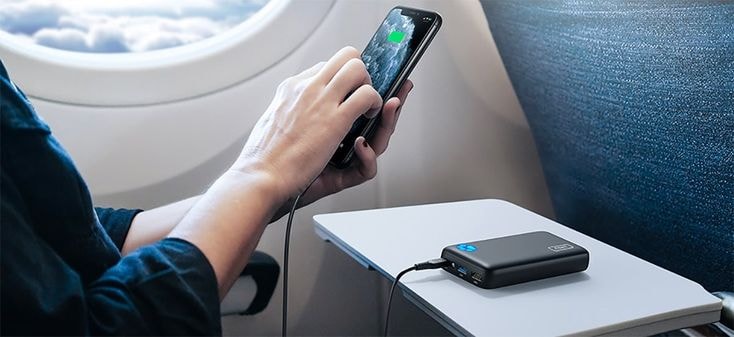 Sạc dự phòng: Được mang theo nhưng không được dùng trên máy bay