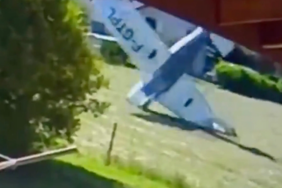 3 người thiệt mạng trong vụ máy bay du lịch rơi ở Alps (Pháp)