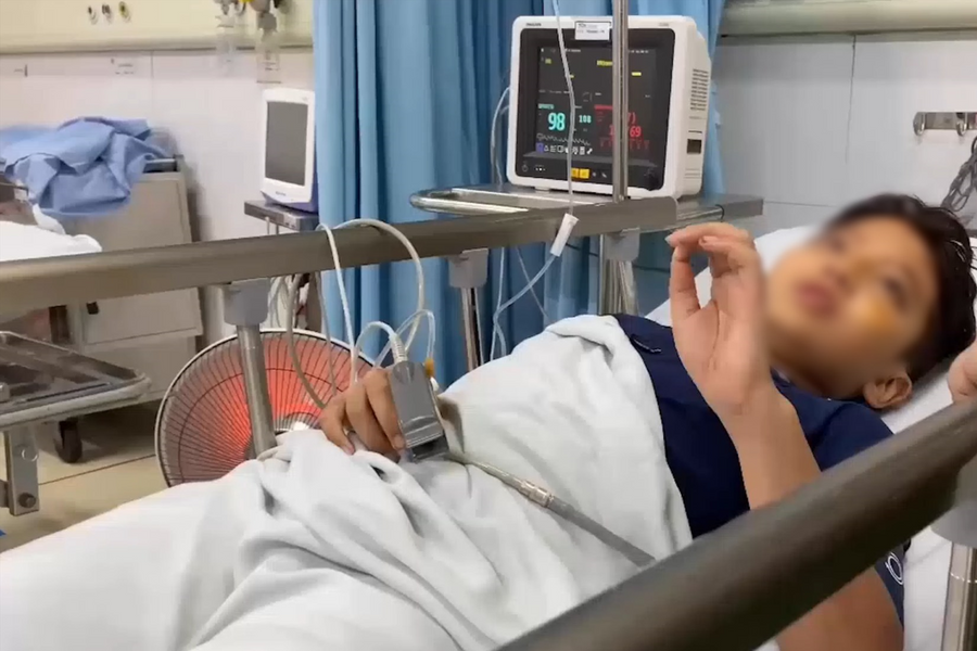 "Mọi thứ diễn ra quá nhanh": Nạn nhân 10 tuổi sống sót rớt nước mắt kể lại