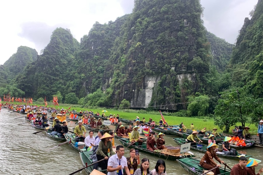Ninh Bình: Dừng tham quan khi thời tiết xấu