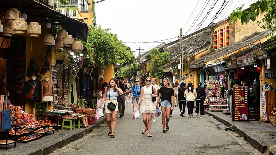 Yêu cầu cho ngành du lịch: Quản lý chặt, quảng bá mạnh, đón thông minh