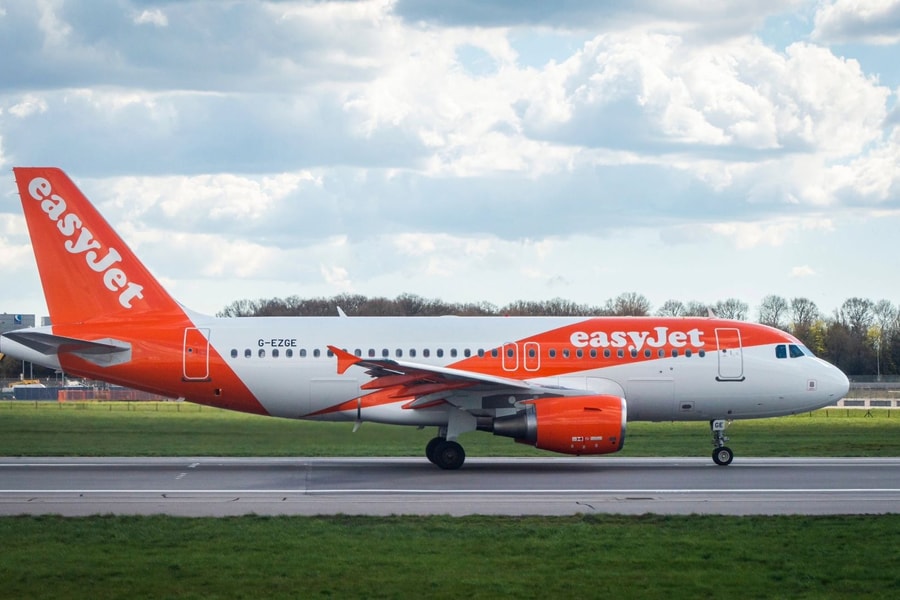 Đe doạ đánh bom máy bay để "gửi thông điệp tới ông Trump"