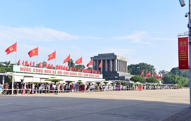 Cấm các phương tiện chưa đăng ký, đăng kiểm hoạt động ở các khu du lịch