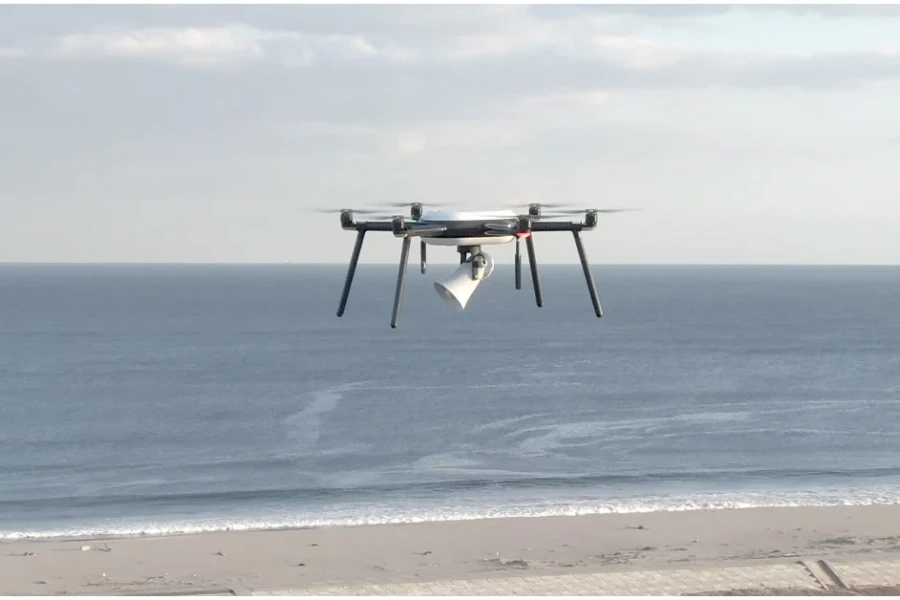 Cảnh báo sóng thần bằng máy bay không người lái