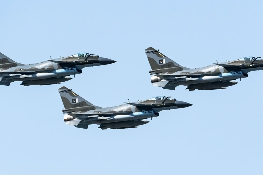 Trung Quốc lần đầu công bố chiến đấu cơ tuyệt mật J-9 sau 50 năm giữ kín