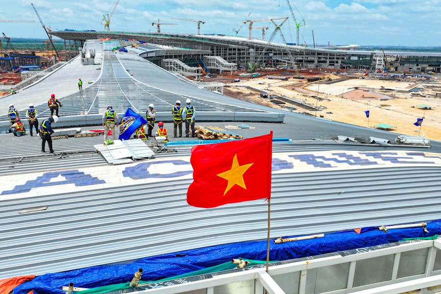 Không khí lao động nhộn nhịp trên đại công trường Long Thành dịp 2/9