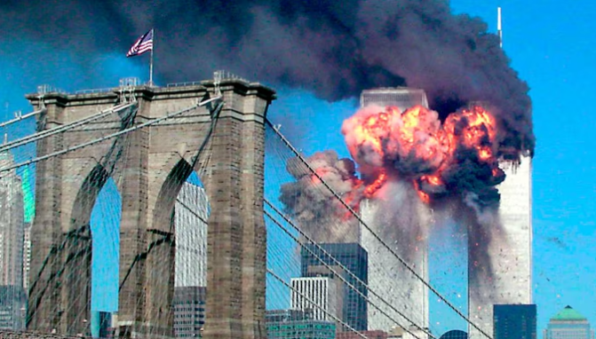 Khoảnh khắc định mệnh của buồng lái chuyến bay đâm vào tháp Bắc WTO sáng 11/9