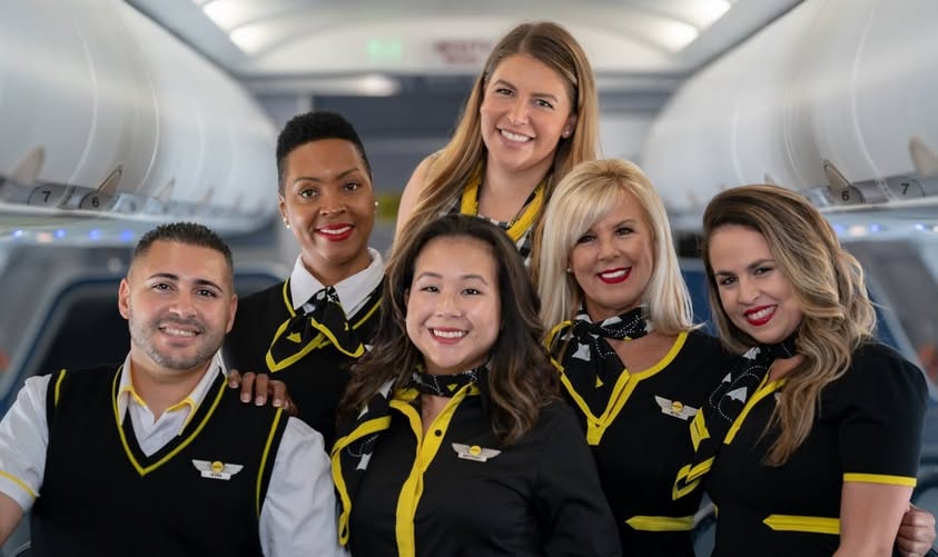 Spirit Airlines bên bờ khủng hoảng, cho nghỉ 1.800 tiếp viên