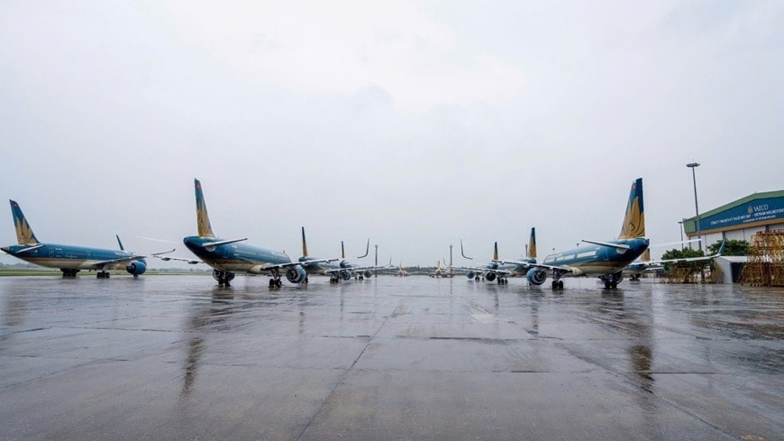 Cục Hàng không yêu cầu đảm bảo an toàn tuyệt đối trước bão số 11