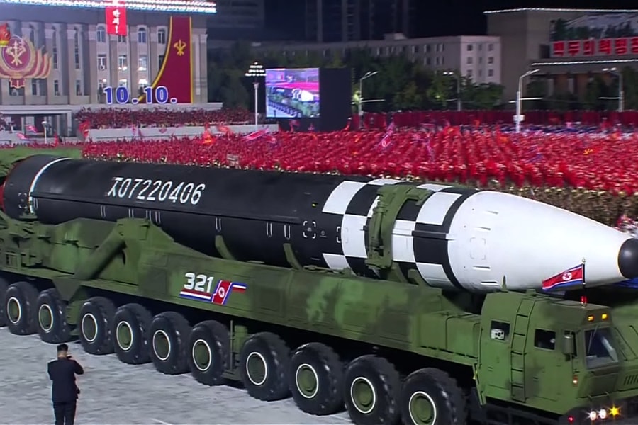 Toàn cảnh lễ duyệt binh của Triều Tiên