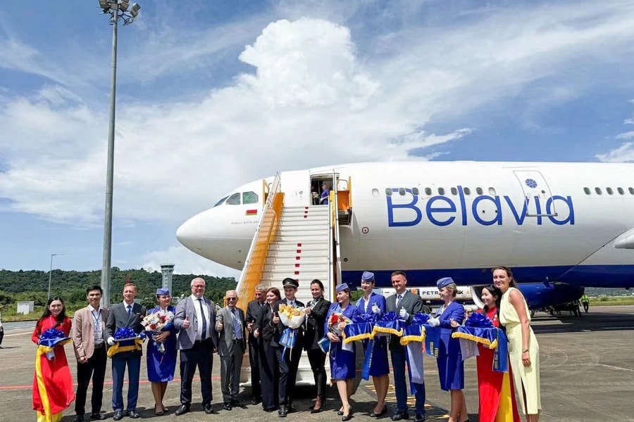 Vừa khai trương, đường bay thẳng Belarus - Phú Quốc hết vé